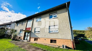 Mehrfamilienhaus zur Versteigerung als Kapitalanlage geeignet 199.000 € 12 Zimmer 300 m² 2.341 m² Grundstück Arnsbach Borken (Hessen) 34582