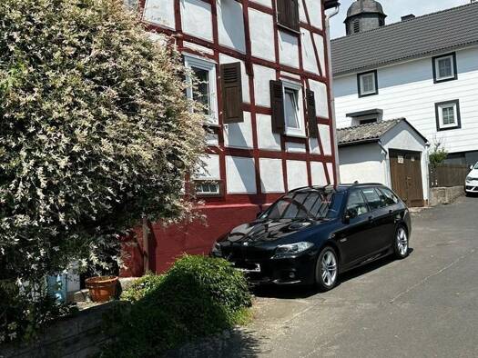 Einfamilienhaus zum Kauf provisionsfrei 90.000 € 5 Zimmer 120 m² 385 m² Grundstück frei ab sofort Unshausen Wabern 34590