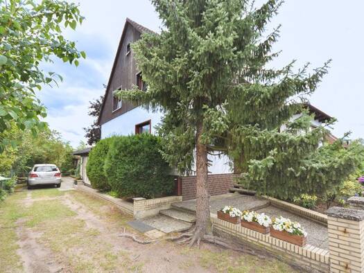Einfamilienhaus zum Kauf 370.000 € 8 Zimmer 208 m² 1.248 m² Grundstück Meinersen Meinersen 38536