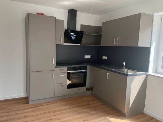 Wohnung zur Miete 700 € 3 Zimmer 56 m² Geschoss 1/3 frei ab sofort Willmering Willmering 93497