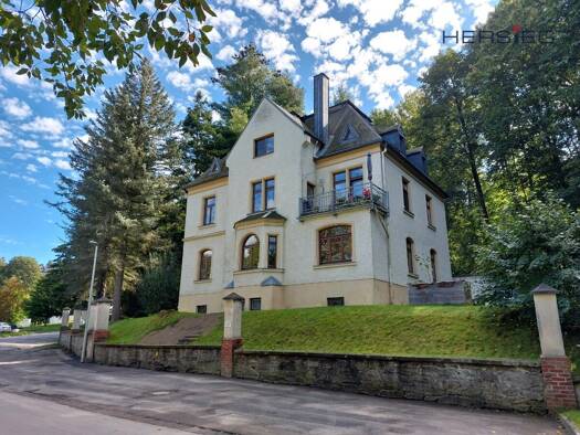 Mehrfamilienhaus zum Kauf als Kapitalanlage geeignet 250.000 € 15 Zimmer 258,6 m² 1.370 m² Grundstück Annaberg Annaberg-Buchholz 09456