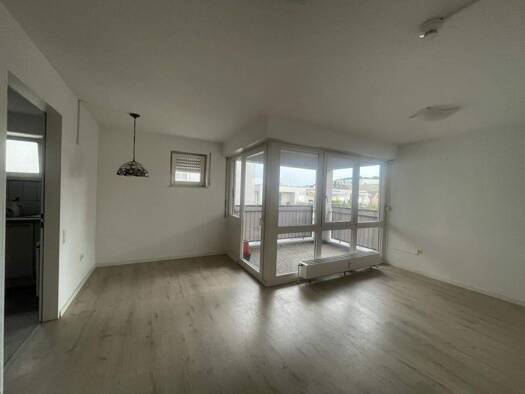 Wohnung zur Miete 570 € 2 Zimmer 3. Geschoss Esslingen 73728