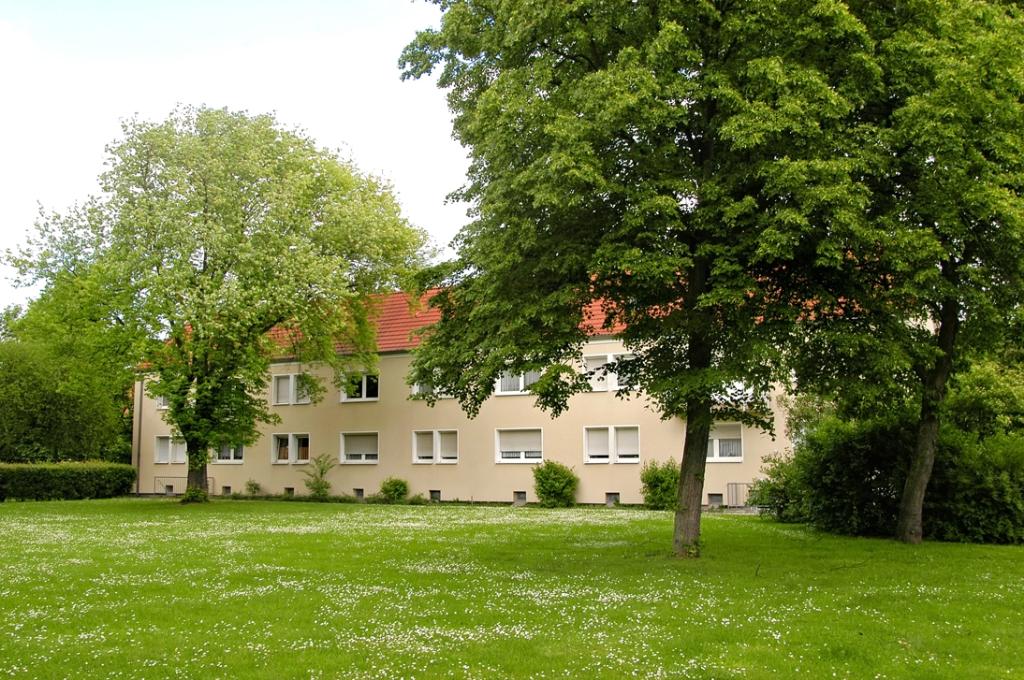 Wohnung zur Miete 459 € 2 Zimmer 55,6 m²<br/>Wohnfläche EG<br/>Geschoss Biegerfelder Weg 5 Huckingen Duisburg 47259