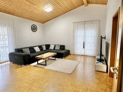 Wohnung zum Kauf 205.000 € 3 Zimmer 90 m² 3. Geschoss Horheim Wutöschingen 79793