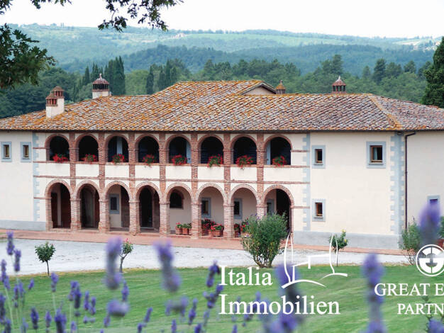 Villa zum Kauf 2.500.000 € 22 Zimmer 626 m² 58.000 m² Grundstück Sinalunga 53048