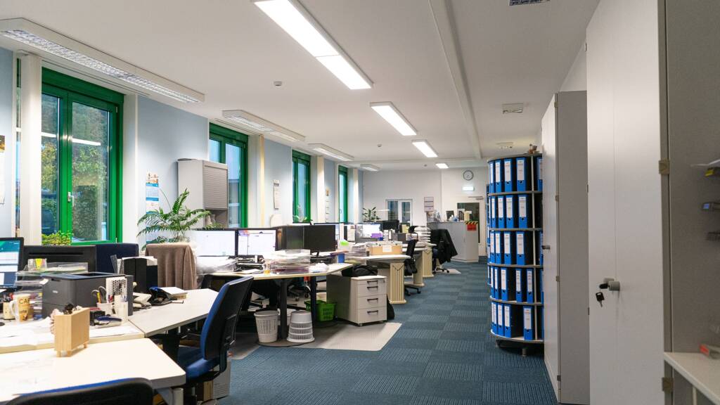 Bürofläche zur Miete 4.230,7 m² Bürofläche teilbar ab 100 m² Kahla 07768