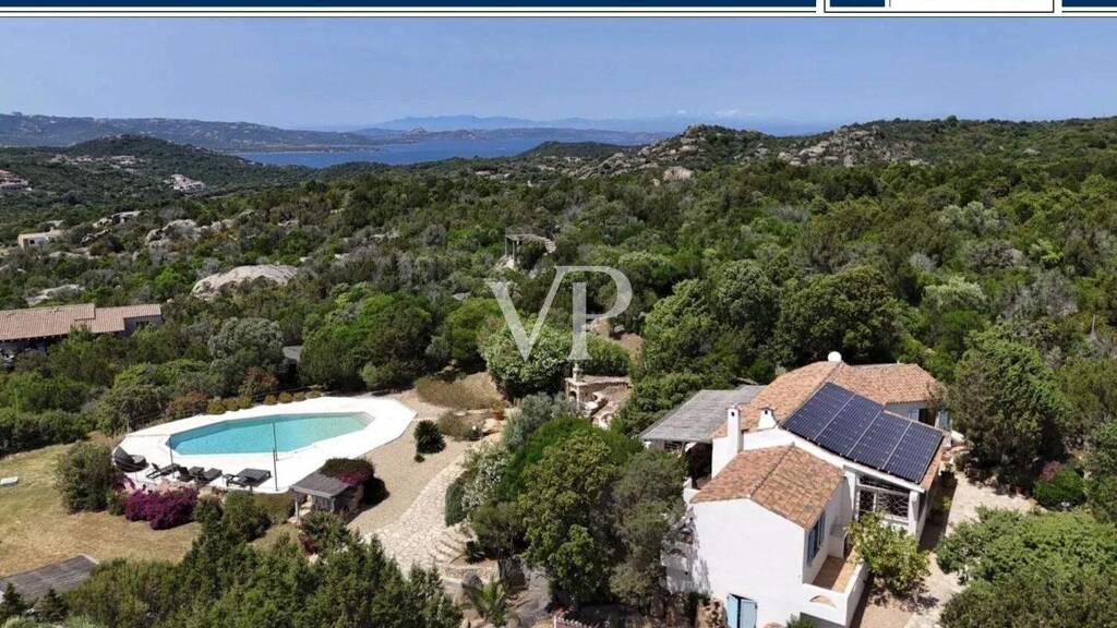 Einfamilienhaus zum Kauf 1.550.000 € 12 Zimmer 220 m² frei ab sofort Via Tre Monti Baja Sardinia 07021