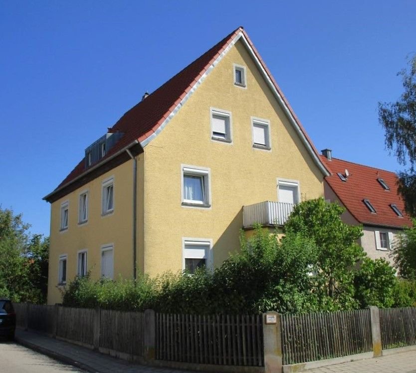 Mehrfamilienhaus zum Kauf als Kapitalanlage geeignet 415.000 € 9 Zimmer 245 m²<br/>Wohnfläche 714 m²<br/>Grundstück Neuendettelsau Neuendettelsau 91564