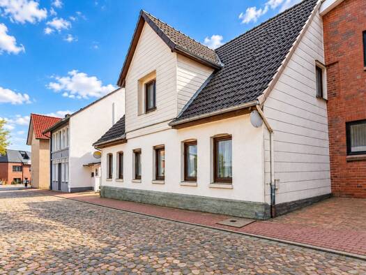 Einfamilienhaus zum Kauf 365.000 € 5 Zimmer 125 m² 202 m² Grundstück Buxtehude Buxtehude 21614
