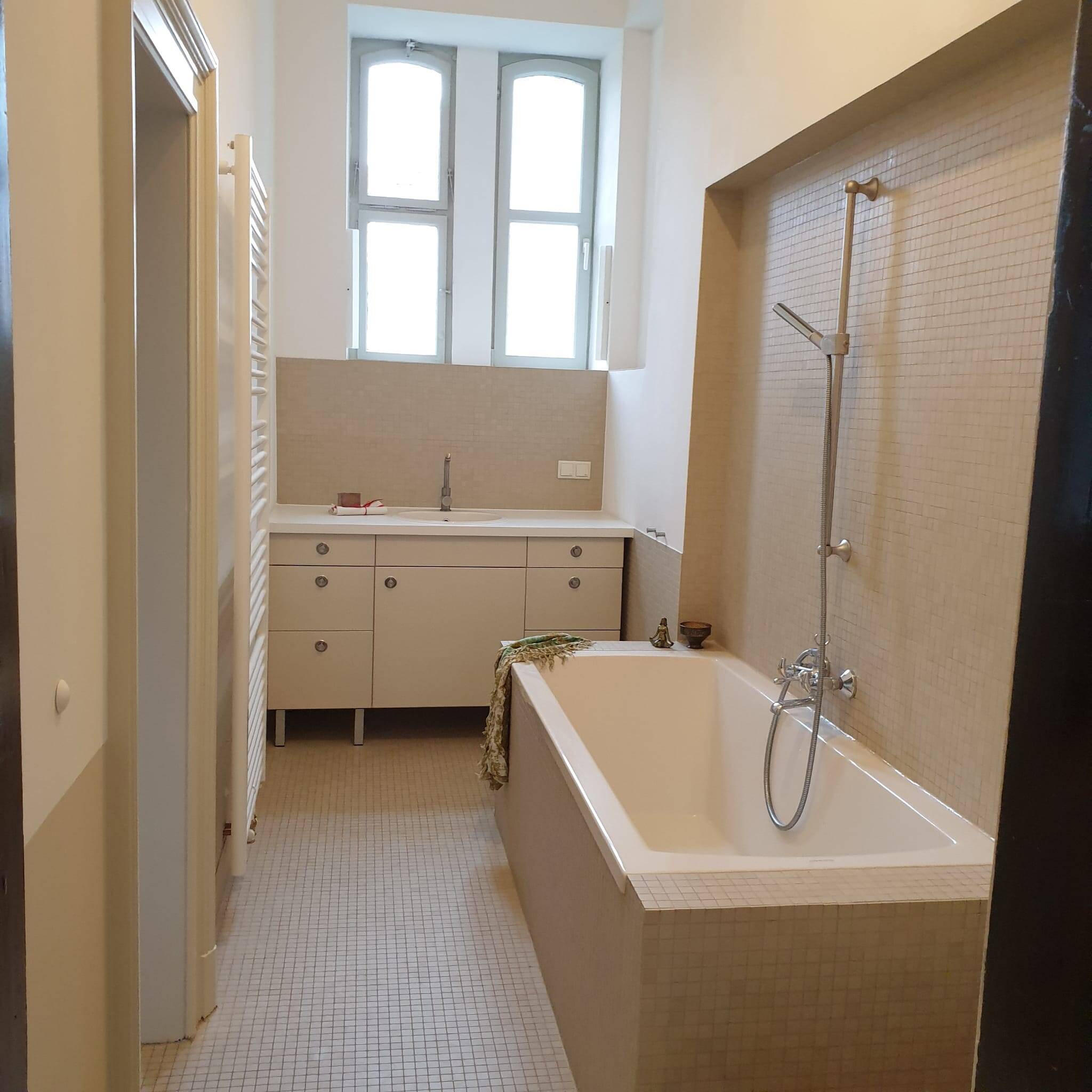 Stilvolle 5-ZKB, Balkon-Wohnung im Staden-Viertel in Denkmalschutzobjekt – Saarbrücken – Vorschaubild 10