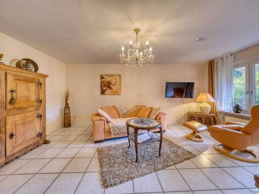 Wohnung zum Kauf provisionsfrei 179.000 € 3 Zimmer 98,9 m² Niederbiel Solms 35606