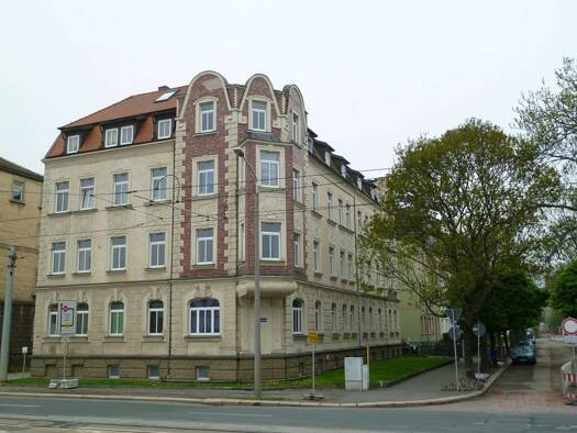 Wohnung zur Miete 500 € 4 Zimmer 93 m² 1. Geschoss Zwickau 08058