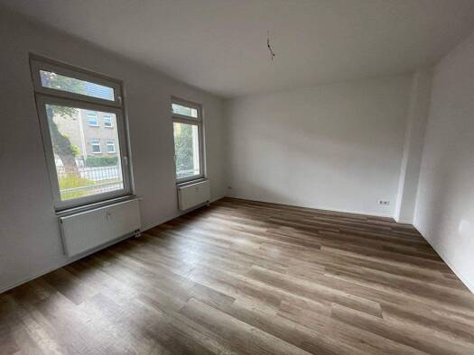 Wohnung zur Miete 404 € 2 Zimmer 50,5 m² EG frei ab 01.02.2027 Genthiner Straße 15 Rathenow Rathenow 14712