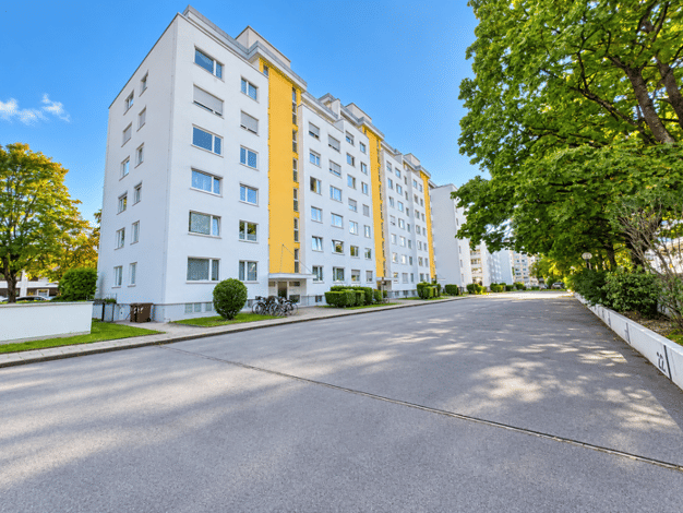 Wohnung zur Miete 1.027 € 3,5 Zimmer 79 m² frei ab sofort Neusäß Neusäß 86356