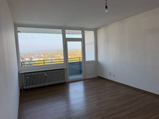 Wohnung zur Miete 1.050 € 3 Zimmer 77 m² Geschoss 9/12 Schillerstraße 11 Bischofsheim Maintal 63477