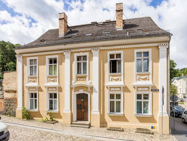 Mehrfamilienhaus zum Kauf 189.000 € 9 Zimmer 259,6 m² 462 m² Grundstück Bad Freienwalde Bad Freienwalde (Oder) 16259