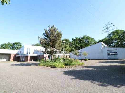 Halle/Industriefläche zum Kauf 1.800.000 € 1.452 m² Lagerfläche Emstekerfeld Cloppenburg 49661