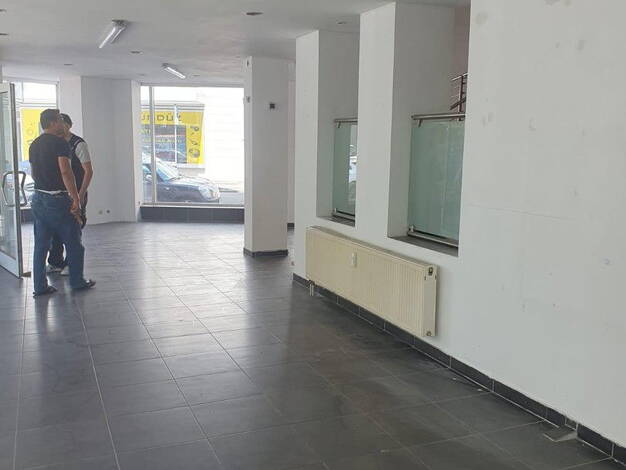 Laden zur Miete provisionsfrei 2.600 € 190 m² Verkaufsfläche Straße der Republik 47 Biebrich Wiesbaden Biebrich 65203