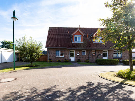 Doppelhaushälfte zum Kauf 295.000 € 3,5 Zimmer 110 m² 369 m² Grundstück Heide 25746