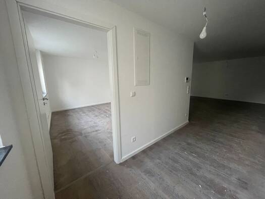 Wohnung zur Miete 1.120 € 1,5 Zimmer 80 m² Geschoss 1/3 frei ab 01.04.2026 Mundelsheim 74395