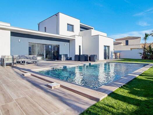 Haus zum Kauf 1.360.000 € 200 m² 883 m² Grundstück Le Grau d'Agde Agde 34300