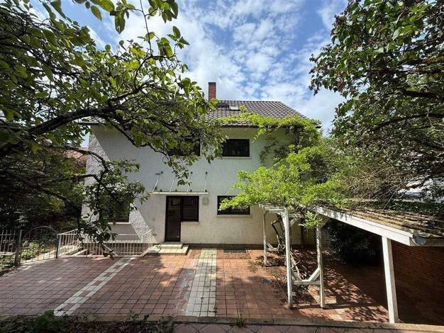 Einfamilienhaus zum Kauf 475.000 € 6 Zimmer 200 m² 706 m² Grundstück frei ab sofort Alt-Saarbrücken Saarbrücken 66117