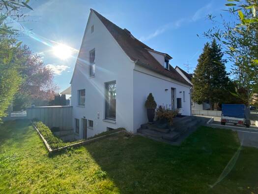 Einfamilienhaus zum Kauf 795.000 € 4,5 Zimmer 154 m² 791 m² Grundstück Stadeln Fürth 90765