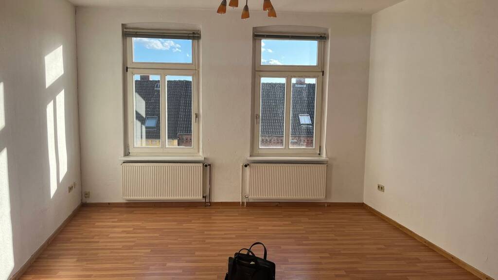 Wohnung zur Miete 445 € 4 Zimmer 89 m² 2. Geschoss frei ab sofort Wilhelmstr. 22 Schöningen 38364