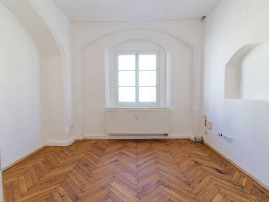 Wohnung zur Miete 1.395 € 3 Zimmer 130 m² 2. Geschoss frei ab sofort Theresienstraße 14 Ingolstadt 85049
