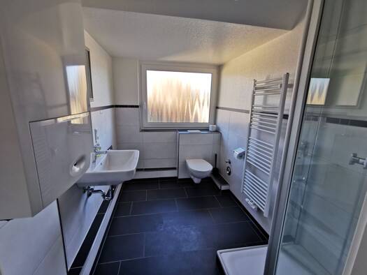 Wohnung zur Miete 369 € 2 Zimmer 45 m² 3. Geschoss frei ab 01.06.2026 Mittelstraße 25 Mitte Bremerhaven 27568