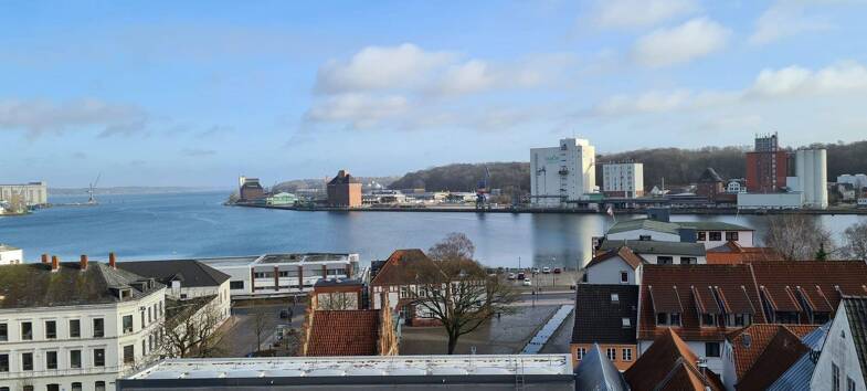 Wohnung zur Miete 1.050 € 3 Zimmer 91 m² frei ab 01.08.2025 Duburger Straße 3. Neustadt - Duburg Flensburg 24939