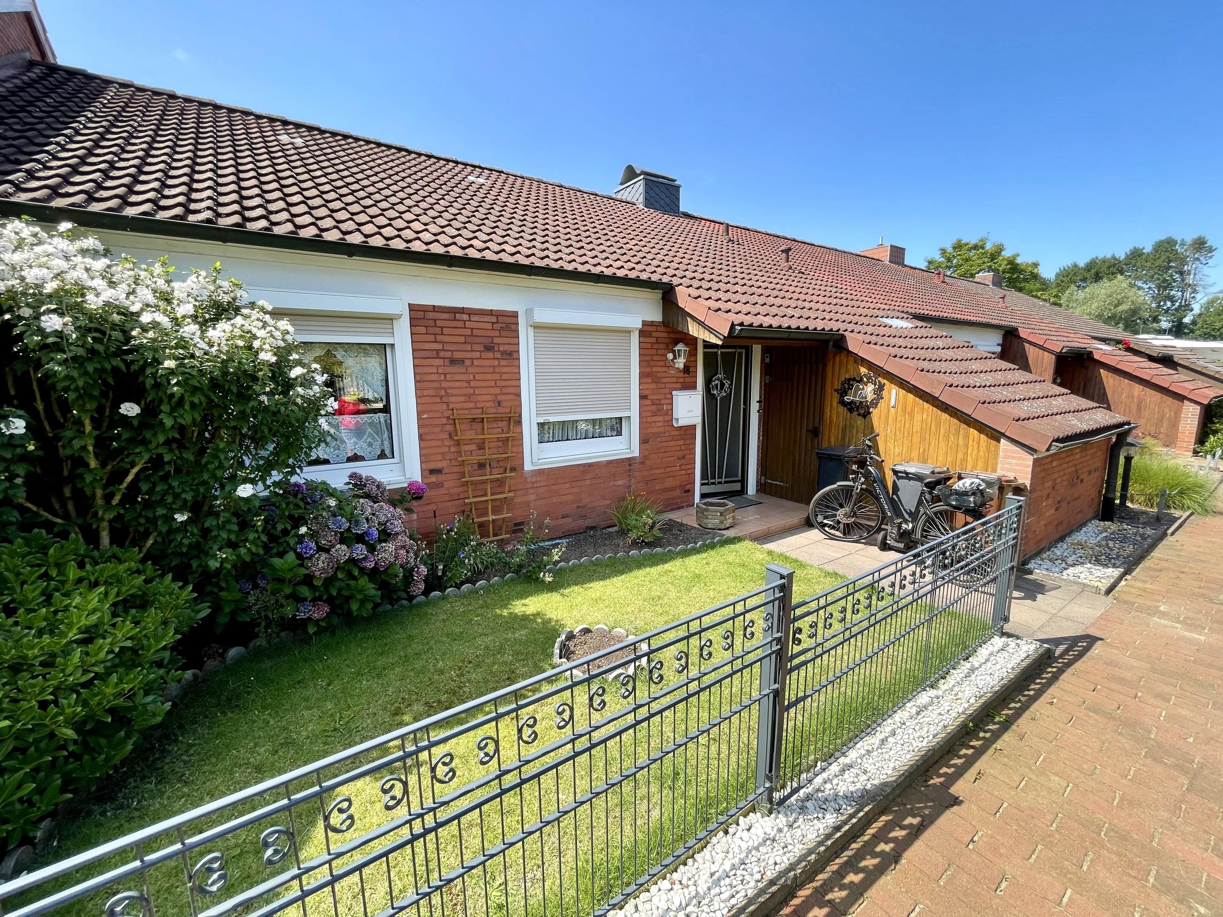 Reihenmittelhaus zum Kauf 179.000 € 4 Zimmer 83,3 m²<br/>Wohnfläche 283 m²<br/>Grundstück Hahle Stade 21682