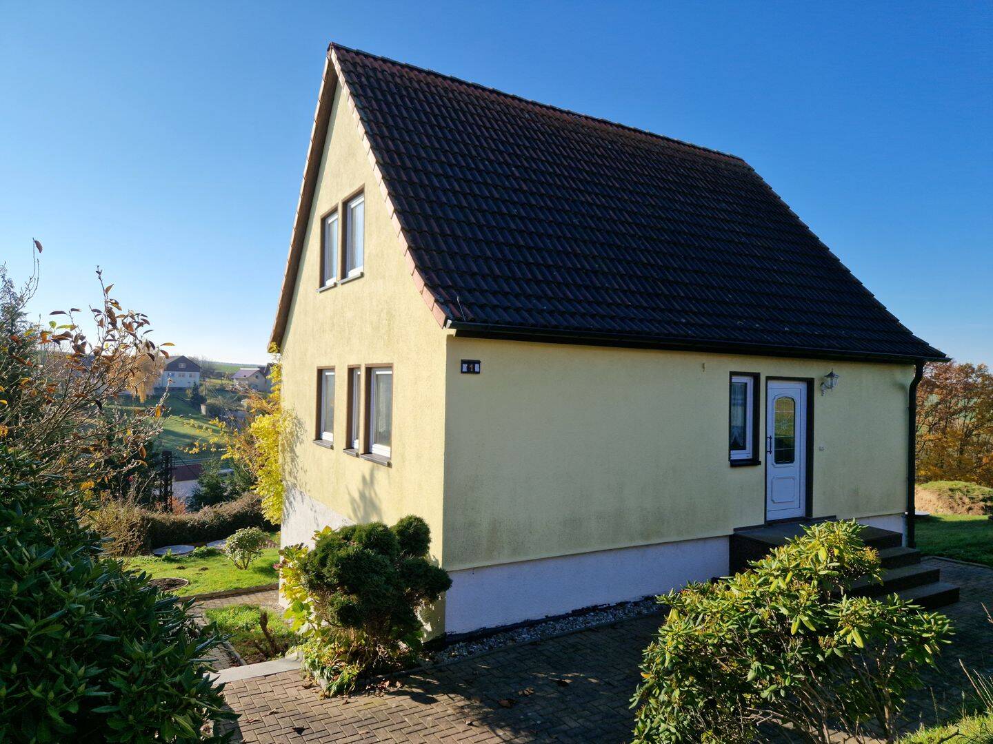 Immobilie in Striegistal - Gemütliches Haus + beheizter Pool = Ihr neues Zuhause (Wo? Im Striegistal!) - Bild 2