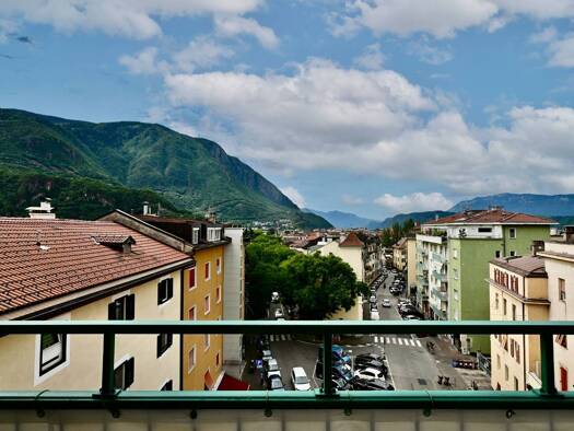 Penthouse zum Kauf 700.000 € 4 Zimmer 160 m² 6. Geschoss Bozen 39100
