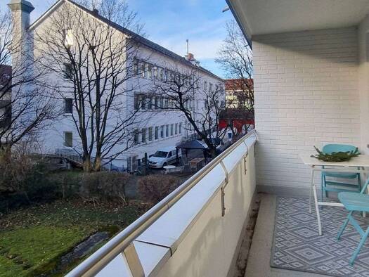Wohnung zum Kauf 340.000 € 1,5 Zimmer 47 m² 1. Geschoss Milbertshofen-Am Hart München 80809