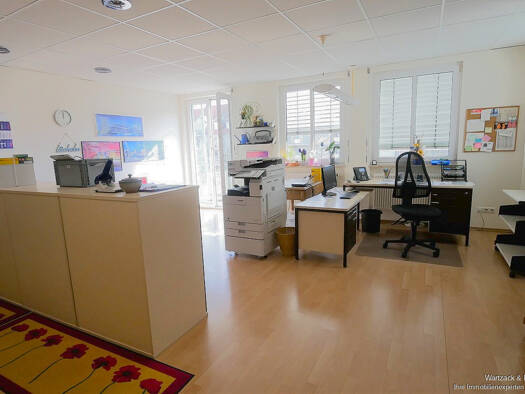 Bürofläche zum Kauf 195.000 € 2 Zimmer 78 m² Bürofläche Roth 91154