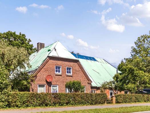 Haus zum Kauf 299.000 € 9 Zimmer 215 m² 3.311 m² Grundstück Rieseby 24354