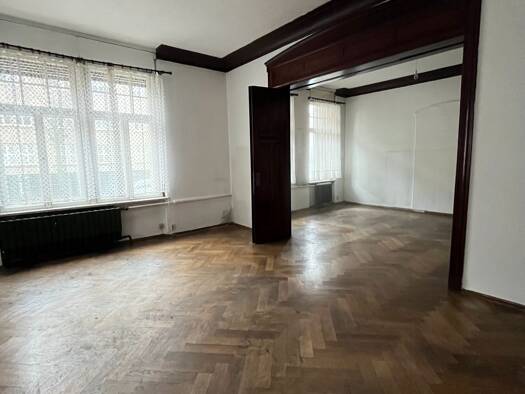 Mehrfamilienhaus zum Kauf 249.000 € 60 Zimmer 1.250 m² 417 m² Grundstück Gera 07545