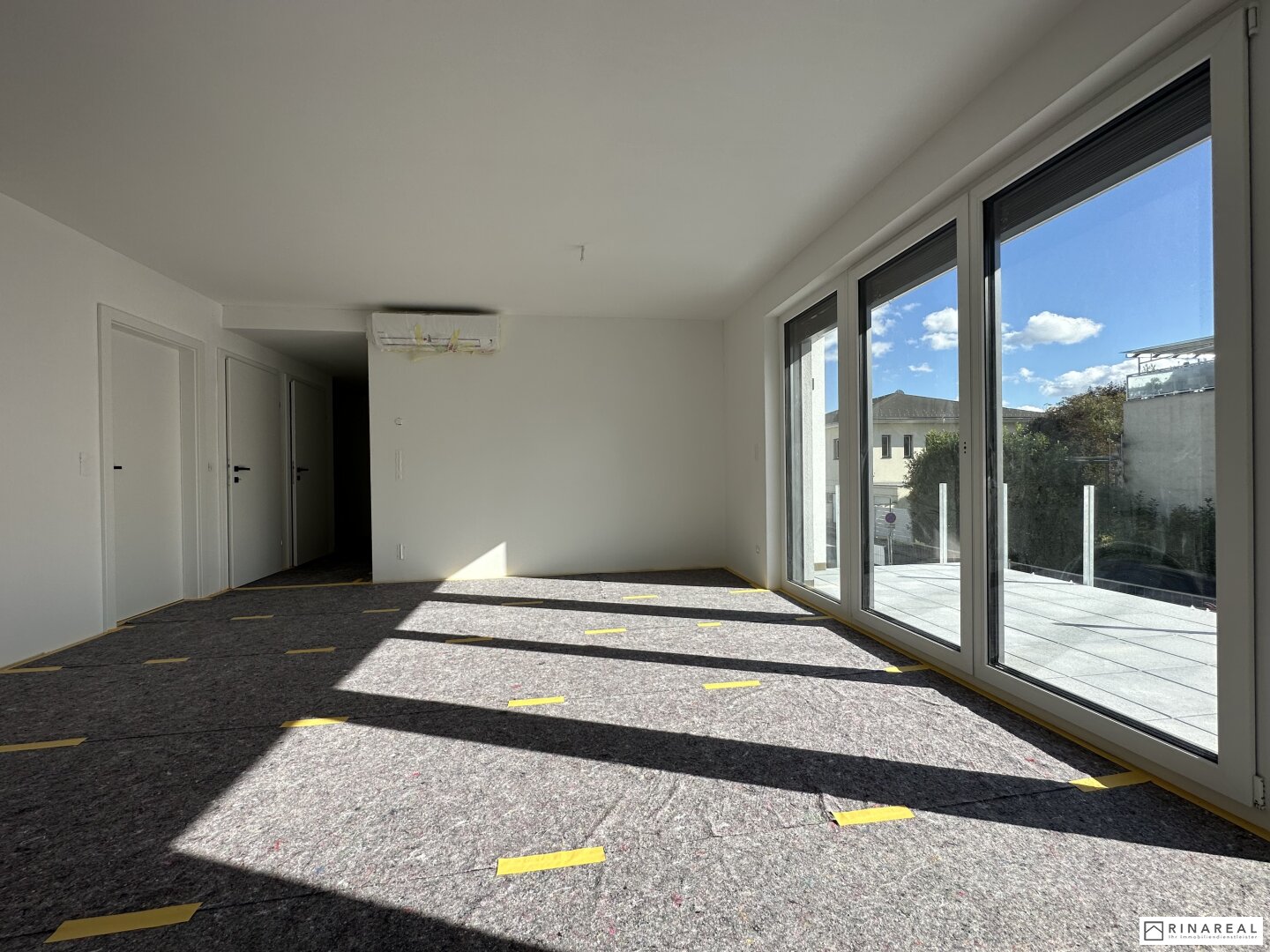 Terrassenwohnung zur Miete 778 € 2 Zimmer 62,5 m²<br/>Wohnfläche 1.<br/>Geschoss 01.12.2024<br/>Verfügbarkeit Wiener Neustadt 2700