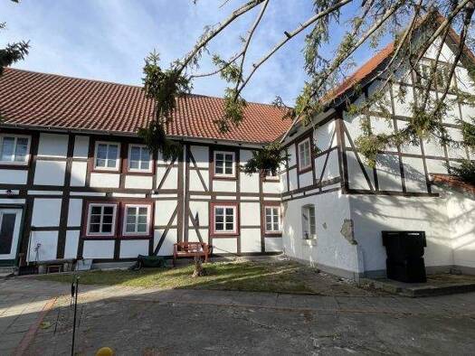 Haus zum Kauf 80.000 € 15 Zimmer 400 m² 1.171 m² Grundstück Rottorf Königslutter am Elm (OT Rottorf) 38154