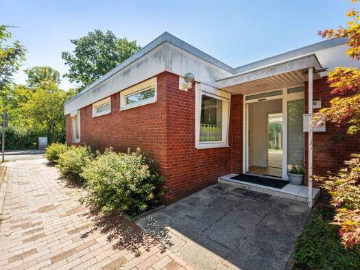 Bungalow zum Kauf 310.000 € 5,5 Zimmer 118 m² 333 m² Grundstück Detmerode Wolfsburg 38444