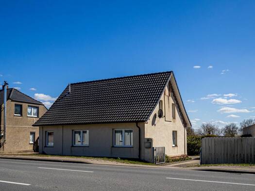 Einfamilienhaus zum Kauf 229.900 € 5 Zimmer 133 m² 1.840 m² Grundstück frei ab sofort Kritzkow Laage 18299