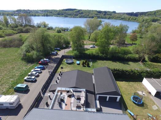 Villa zum Kauf provisionsfrei 999.999 € 11 Zimmer 560 m² 2.000 m² Grundstück Pottum 56459