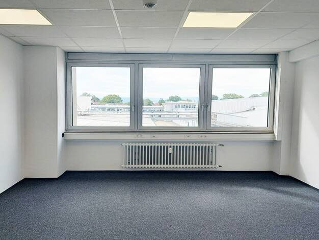 Bürofläche zur Miete 6,90 € 26 m² Bürofläche Tscheulinstr. 21 Teningen 79331