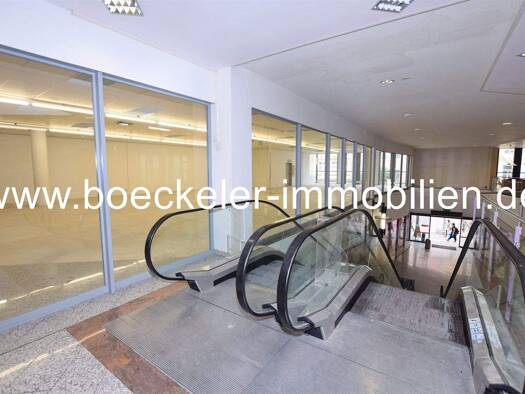 Ladenfläche zur Miete 3.400 € 379 m² Verkaufsfläche Naumburg 06618