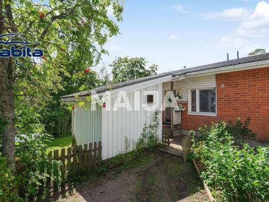 Reihenmittelhaus zum Kauf 238.000 € 3 Zimmer 81,5 m² 2.521 m² Grundstück Vanha Puistolantie 8 Helsinki 00760
