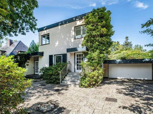 Villa zum Kauf 7 Zimmer 235 m² 1.500 m² Grundstück Poppenbüttel Hamburg 22391