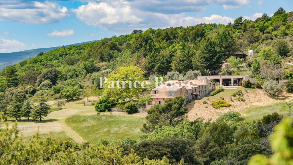 Reihenmittelhaus zum Kauf 2.625.000 € 15 Zimmer 450 m² 1.389.274 m² Grundstück Sisteron 04200