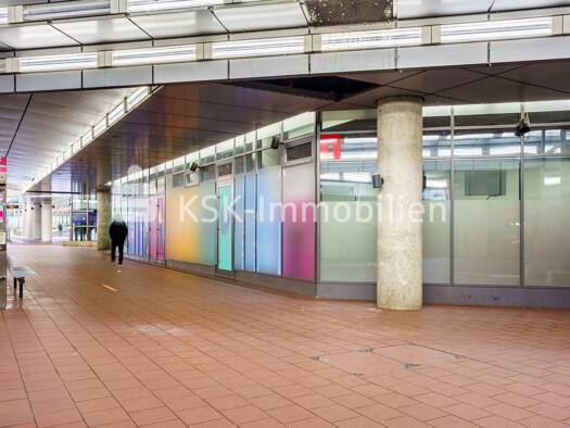Laden zur Miete 20 € 4 Zimmer 143 m² Verkaufsfläche Siegburg Siegburg 53721