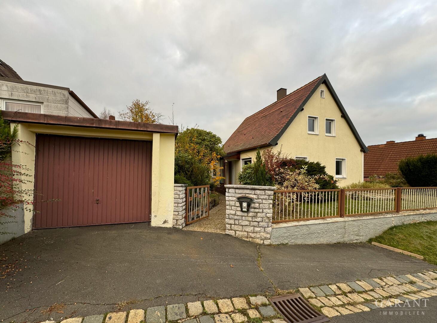 Einfamilienhaus zum Kauf 170.000 € 9 Zimmer 240 m²<br/>Wohnfläche 1.010 m²<br/>Grundstück Wunsiedel Wunsiedel 95632